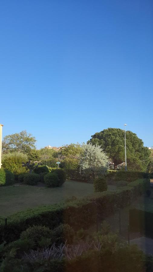 Studio 16 Le Cap D'Agde Avec Parking Prive Proche Du Centre Eksteriør bilde
